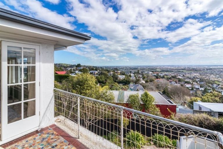 Photo of property in 88a Dyers Pass Road, Cashmere, Christchurch, 8022