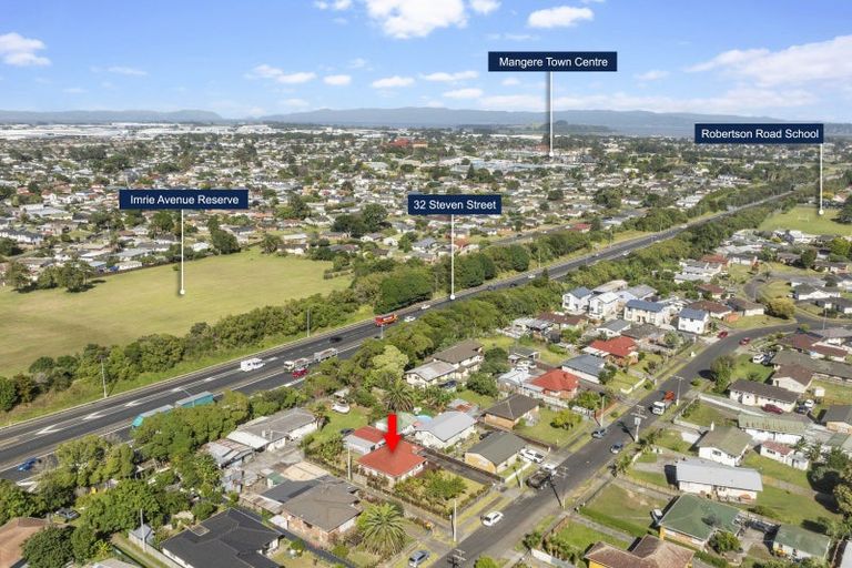 Photo of property in 32 Steven Street, Mangere East, Auckland, 2024