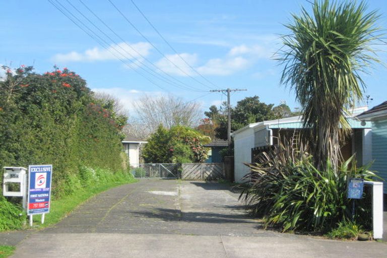 Photo of property in 15b Budleigh Street, Frankleigh Park, New Plymouth, 4310
