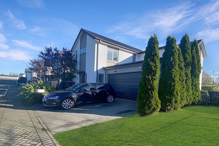Photo of property in 7 Albion Lane, Hillmorton, Christchurch, 8024