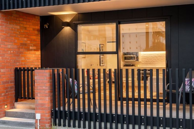 Photo of property in 3/212 Cashel Street, Christchurch Central, Christchurch, 8011