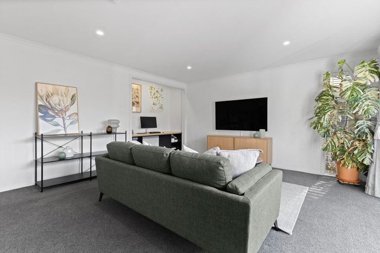 Photo of property in 102 Ledbury Drive, Rolleston, 7615