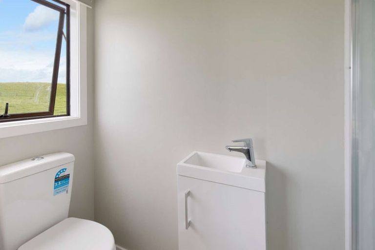 Photo of property in 718 Opunake Road, Cardiff, 4391