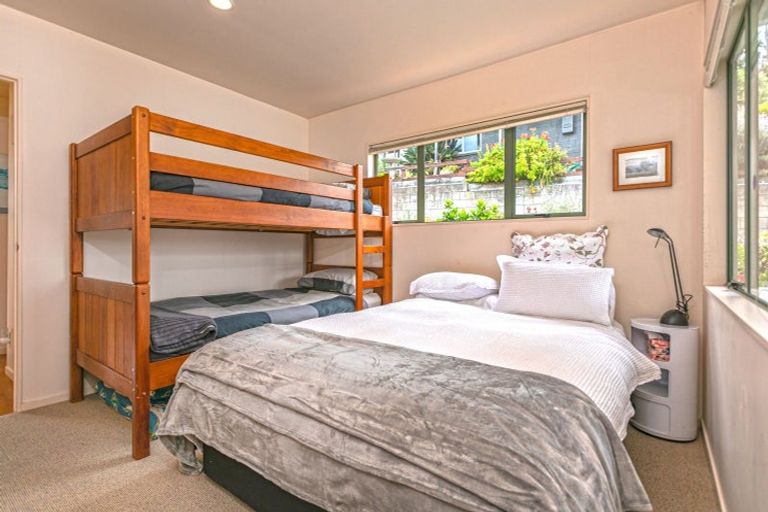 Photo of property in 2 Tairua Heights, Tairua, 3508