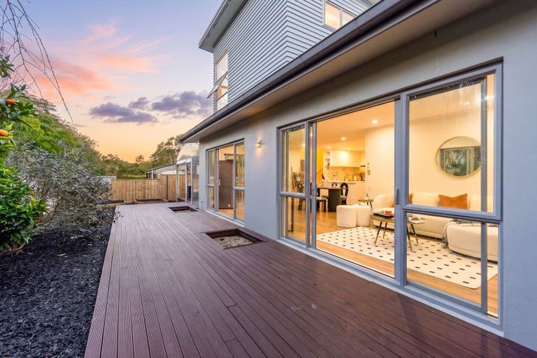 Photo of property in 124 Kyle Road, Greenhithe, Auckland, 0632