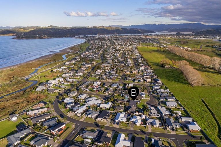 Photo of property in 20 Captain Wood Avenue, Whitianga, 3510