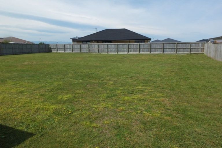 Photo of property in 6 Oxnam Place, Foxton Beach, Foxton, 4815