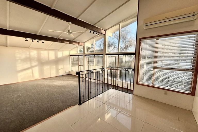 Photo of property in 52 Hope Farm Avenue, Pakuranga Heights, Auckland, 2010