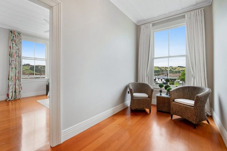 Photo of property in 14 Nelson Street, Helensville, 0800