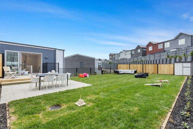 Photo of property in 33 Roundel Crescent, Whenuapai, Auckland, 0618