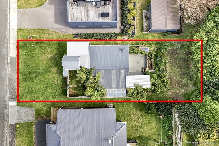 Photo of property in 2b Browns Drive, Waihi Beach, 3611