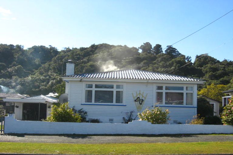 Photo of property in 97 Marsden Road, Greymouth, 7805