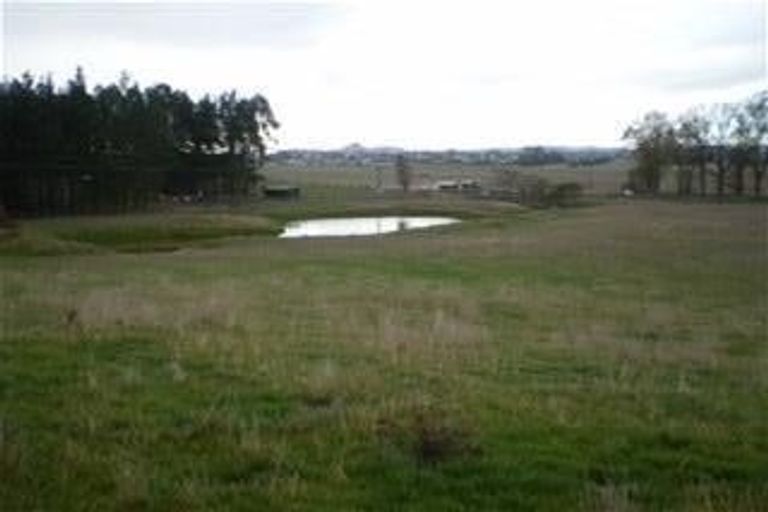 Photo of property in 18 Jg Wilson Drive, Waipukurau, 4281