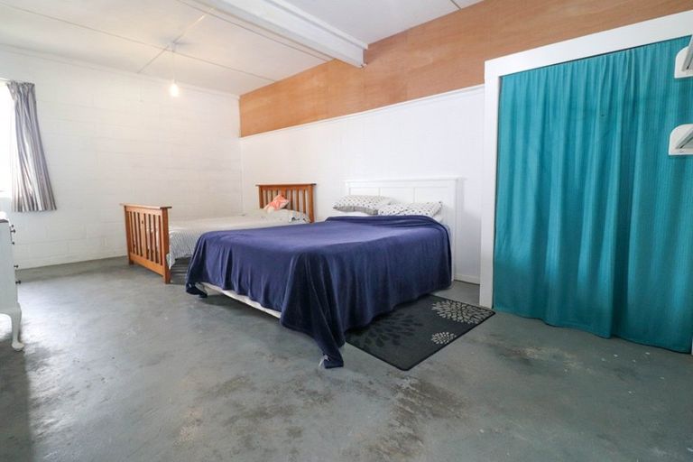 Photo of property in 20 Adams Road, Thornton Bay, Thames, 3575