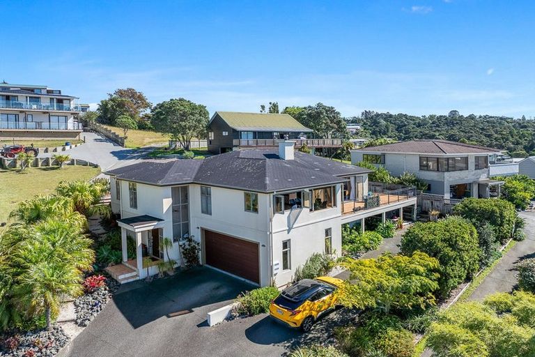 Photo of property in 31 Merehai Place, Snells Beach, 0920