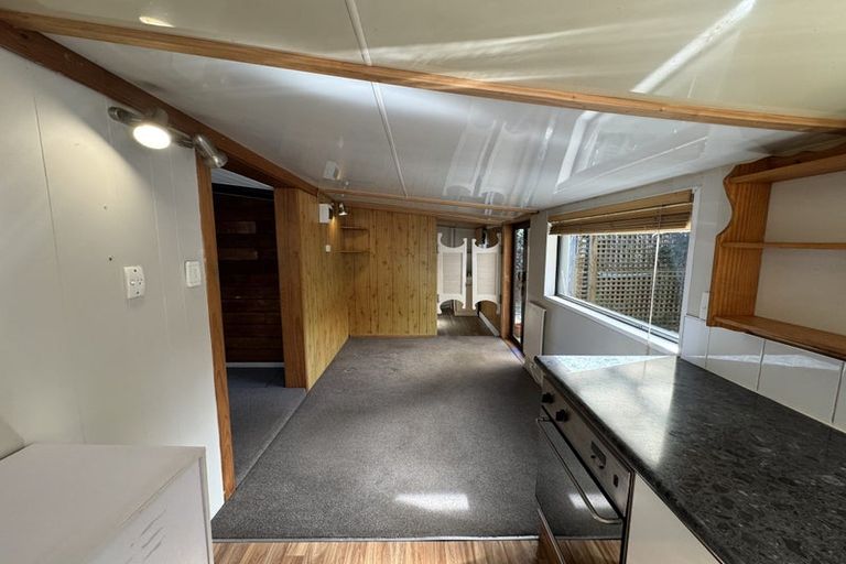 Photo of property in 123 Mackenzie Avenue, Woolston, Christchurch, 8023