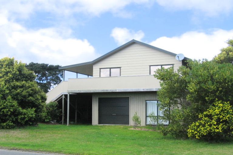 Photo of property in 32 Wood Street, Mangawhai Heads, Mangawhai, 0505