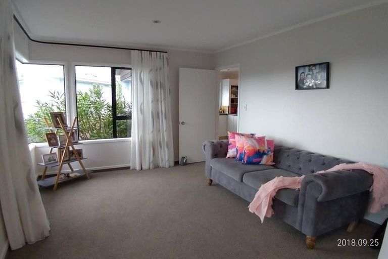 Photo of property in 1/22 Penzance Road, Mairangi Bay, Auckland, 0630