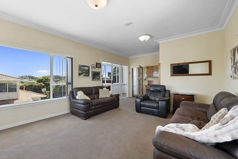 Photo of property in 258 Saint Aubyn Street, New Plymouth, 4310