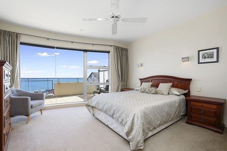 Photo of property in Quarterdeck, 10/4 Buller Street, New Plymouth, 4310