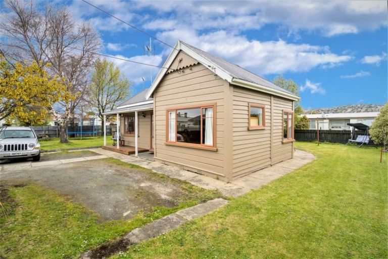 Photo of property in 44 Reid Road, South Dunedin, Dunedin, 9012