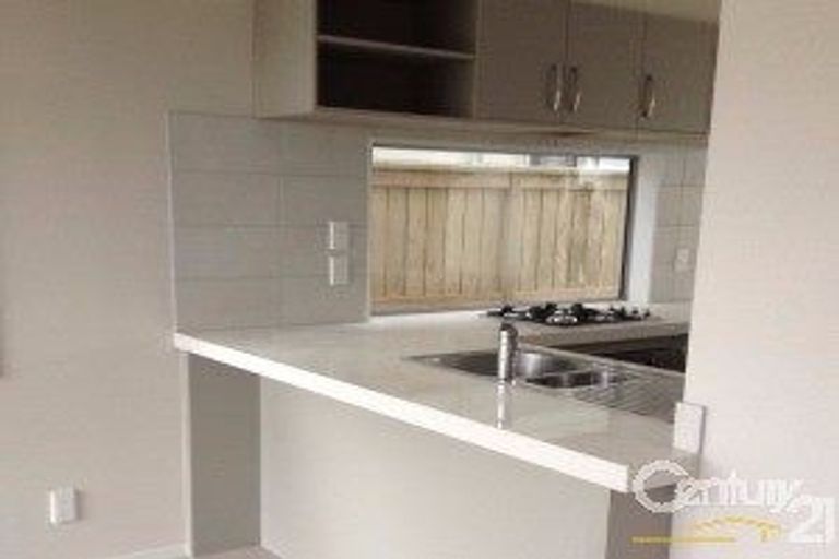 Photo of property in 94 Flat Bush School Road, Flat Bush, Auckland, 2019