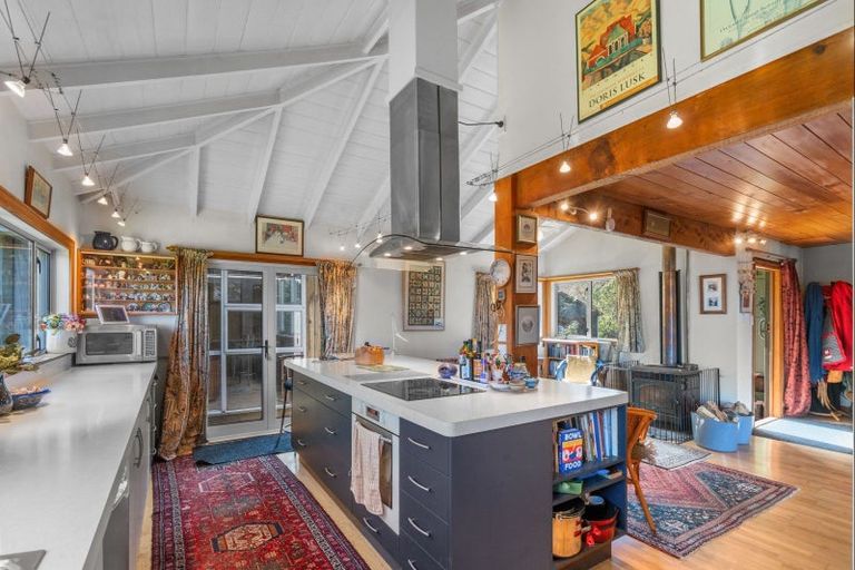 Photo of property in 196a Okains Bay Road, Robinsons Bay, Akaroa, 7581