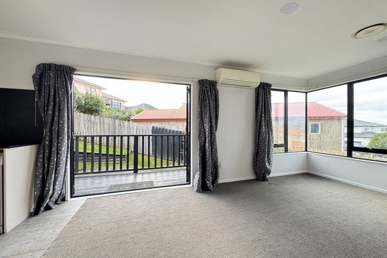 Photo of property in 8 Tolhurst Street, Johnsonville, Wellington, 6037
