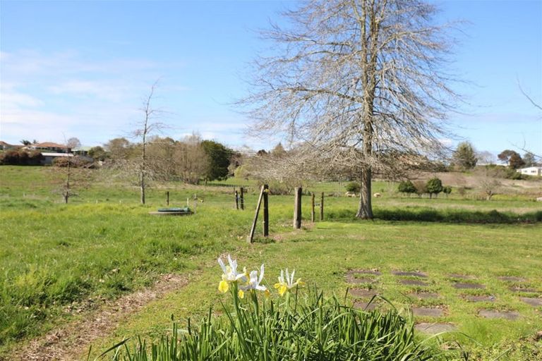 Photo of property in 10 Saleyard Road, Te Kauwhata, 3710