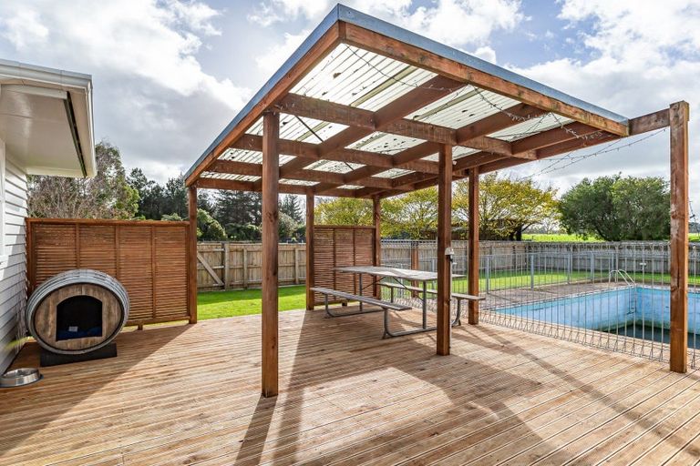 Photo of property in 51 Roslyn Road, Levin, 5510