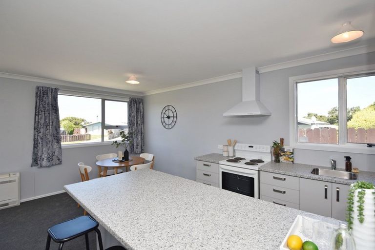 Photo of property in 82 Dunbeath Place, Kew, Invercargill, 9812