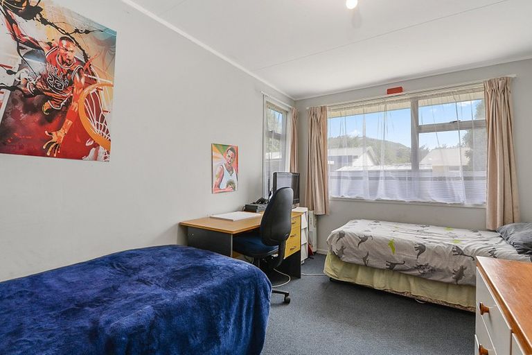 Photo of property in 20 Tania Crescent, Western Heights, Rotorua, 3015