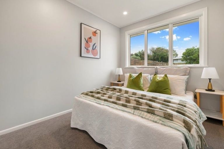 Photo of property in 37 Cardiff Road, Pakuranga, Auckland, 2010