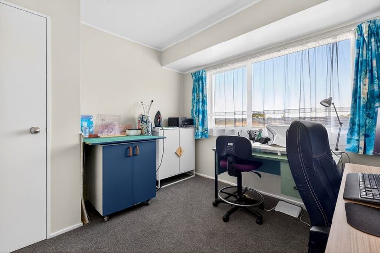 Photo of property in 130j Lakeside Drive, Orewa, 0931