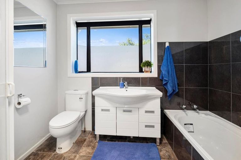 Photo of property in 38a Brookland Road, Western Heights, Rotorua, 3015