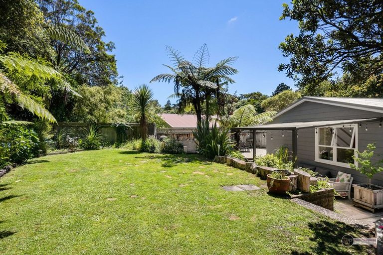 Photo of property in 17 Park Road, Belmont, Lower Hutt, 5010