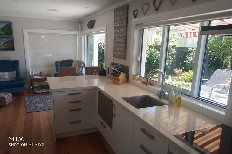 Photo of property in 2/1 Willow Way, Sunnyhills, Auckland, 2010