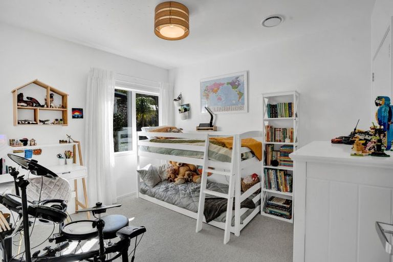 Photo of property in 14a Clawton Street, Westown, New Plymouth, 4310