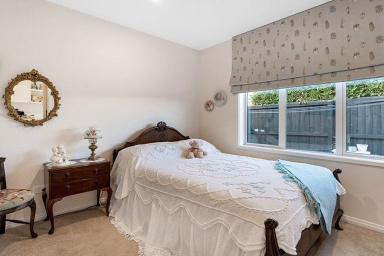 Photo of property in 5 Westmere Mews, West Melton, 7618