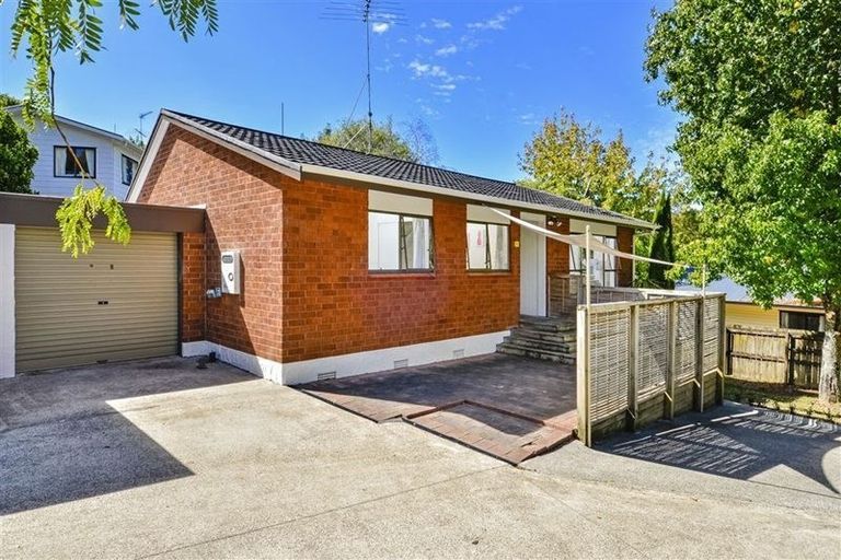 Photo of property in 1/78 Oaktree Avenue, Browns Bay, Auckland, 0630