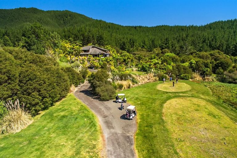 Photo of property in 67a Saint Andrews Drive, Hikuai, 3579