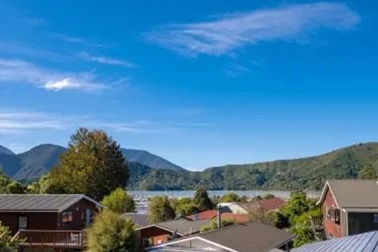 Photo of property in 12 Lawrence Street, Havelock, 7100