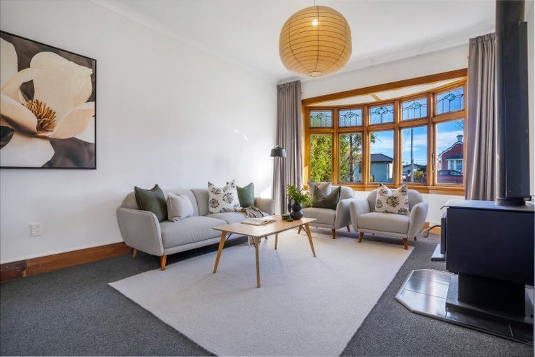 Photo of property in 31 Mary Street, Winton, 9720