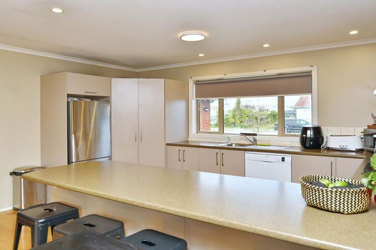 Photo of property in 41 Factory Road, Belfast, Christchurch, 8051