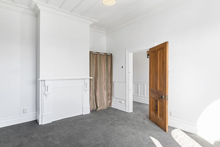 Photo of property in 3 Queens Drive, Saint Kilda, Dunedin, 9012