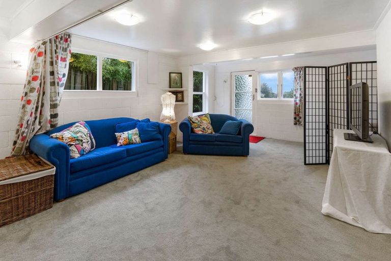 Photo of property in 401 Pukehangi Road, Pomare, Rotorua, 3015