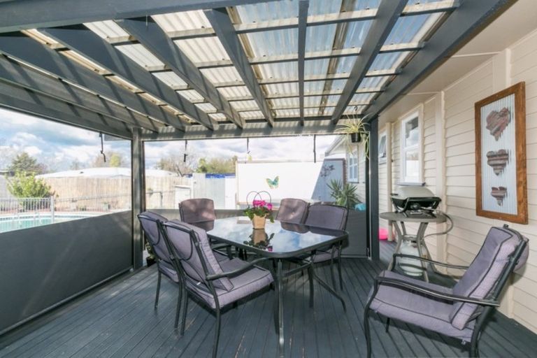 Photo of property in 17 Winchester Place, Tamatea, Napier, 4112