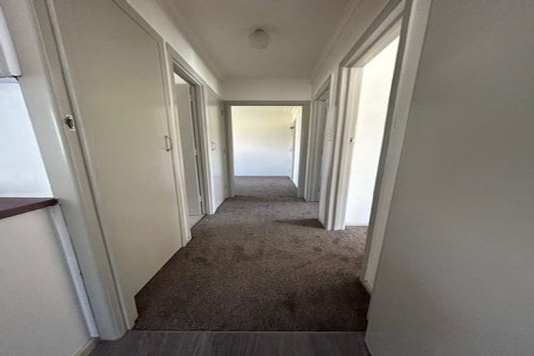 Photo of property in 3a Sutton Crescent, Papatoetoe, Auckland, 2025