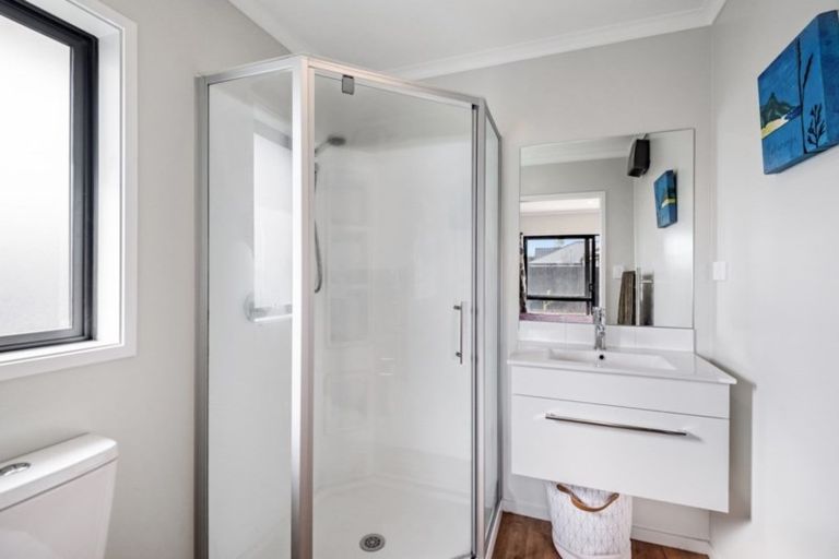 Photo of property in 36 Luxembourg Crescent, Halswell, Christchurch, 8025