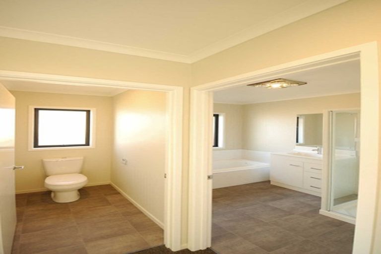 Photo of property in 23 Flint Road, Rolleston, 7614